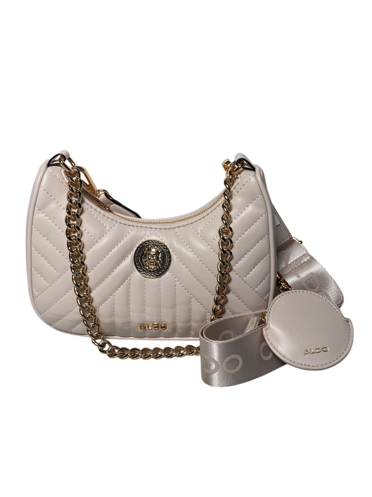 Bolso ALDO crema con diseño acolchado y cadena dorada en vista frontal.
