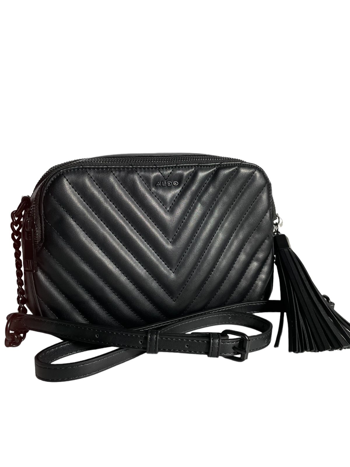 Bolsa ALDO Negra con diseño sofisticado y minimalista.